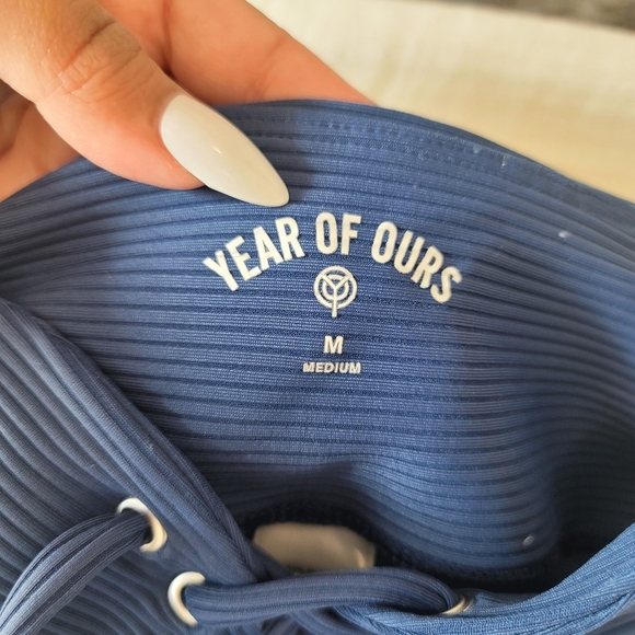 Year of Ours Ribbed Lace Up Football Leggings in Navy size Medium - Picture 13 of 17